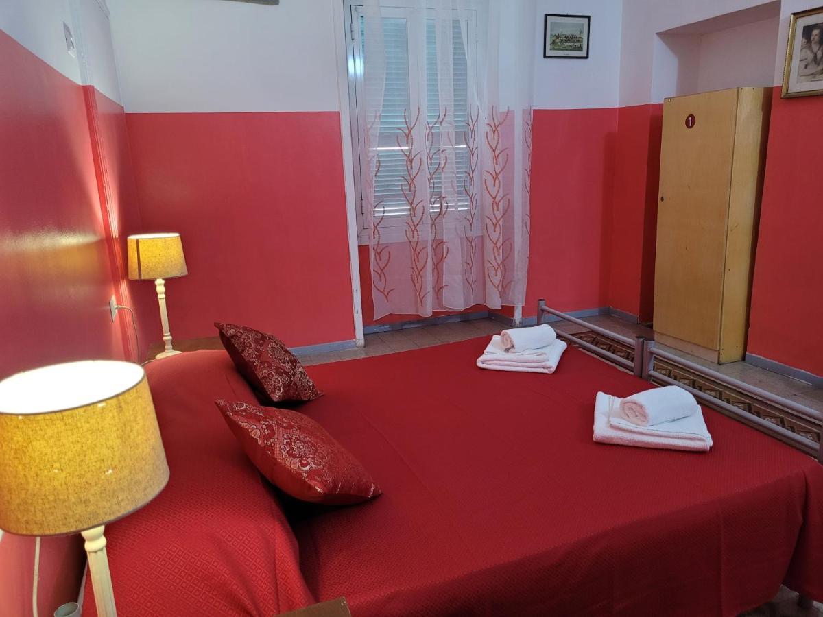 بيت شباب Relax On 247 روما المظهر الخارجي الصورة