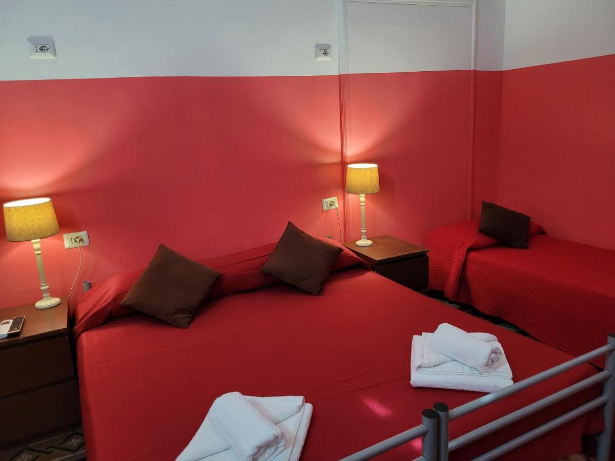 بيت شباب Relax On 247 روما المظهر الخارجي الصورة
