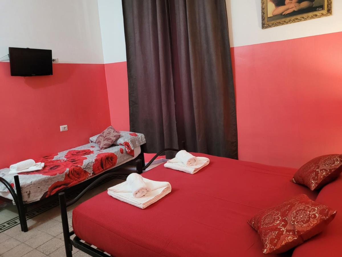 بيت شباب Relax On 247 روما المظهر الخارجي الصورة