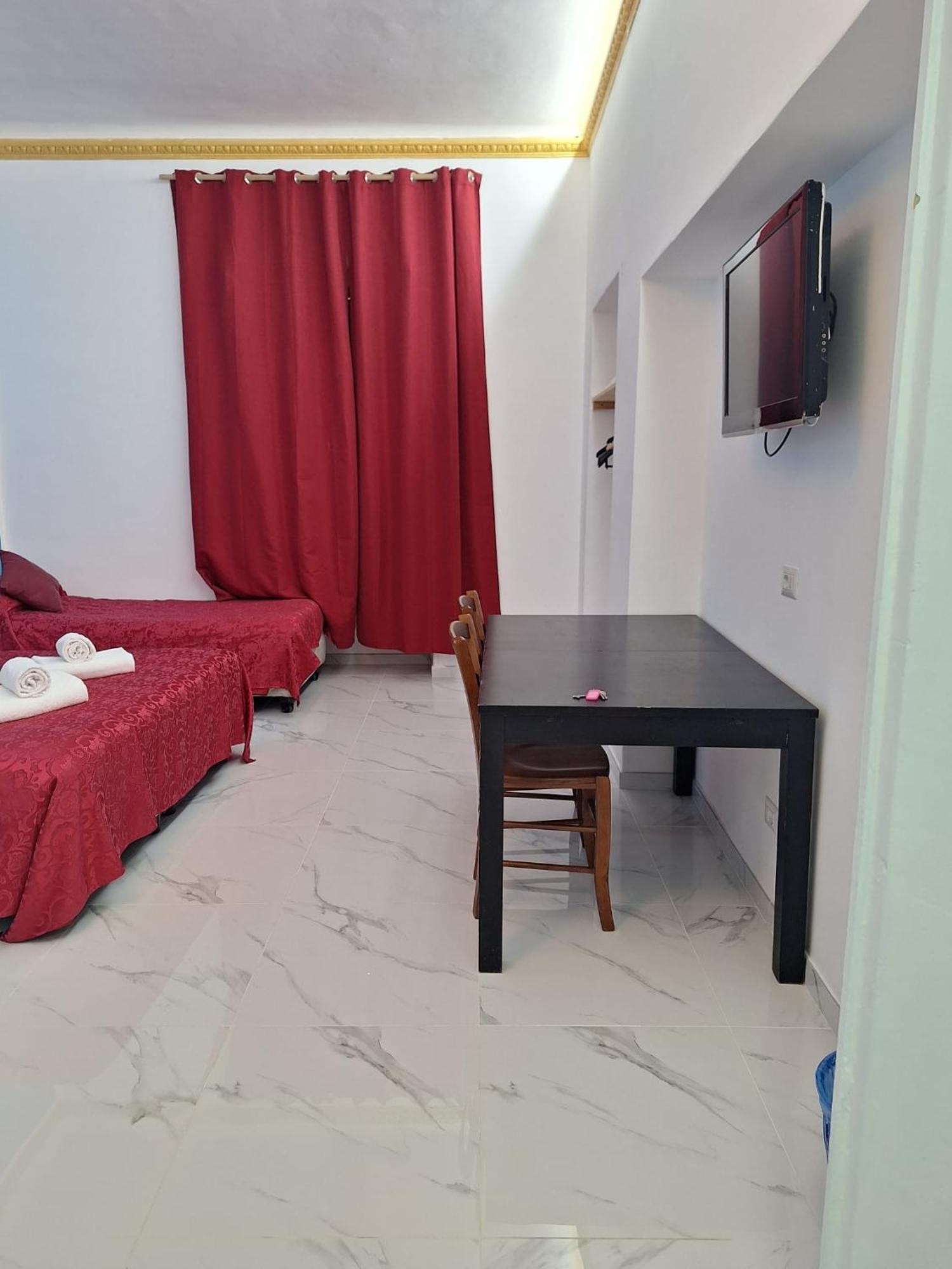 بيت شباب Relax On 247 روما المظهر الخارجي الصورة